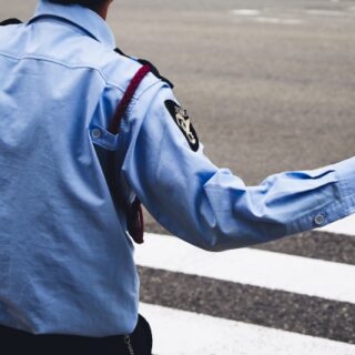 解体工事における警備について