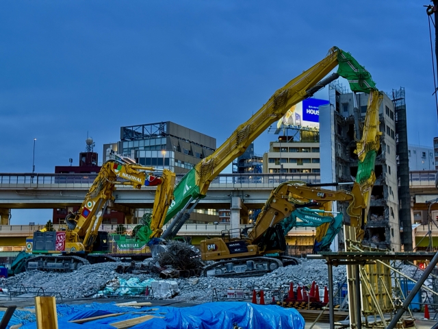 解体工事で使用される重機について
