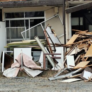 解体工事における損害賠償保険とは