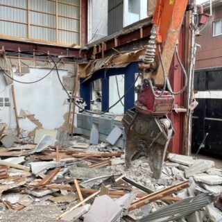 撤去作業による粉塵について