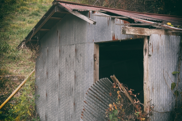 プレハブの解体費用と手順について