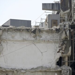 鉄骨造解体の特徴と費用相場について