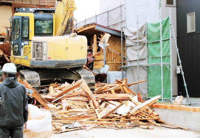 解体費用の内訳を徹底解説！どこにいくらかかっているの？