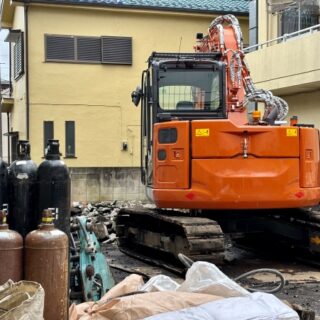 機械解体と手作業解体の違いとは？