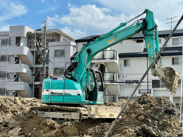 騒音や振動を抑える最新解体技術とは？